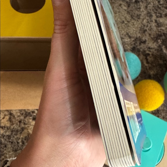 Lovevery Inspector Play Kit 7-8m - Picture 4 of 5